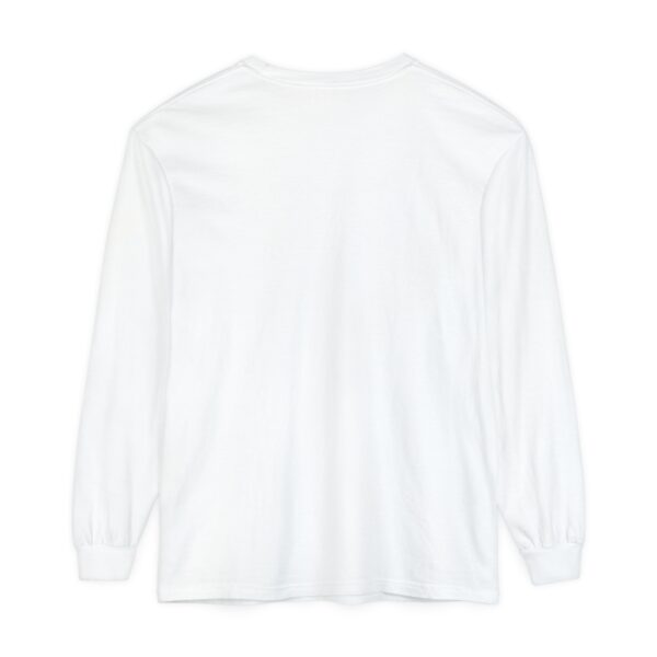 A white long sleeve shirt with the back of it.